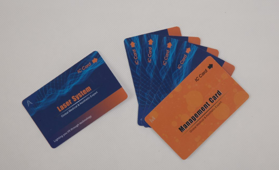 QSレーザーICカード